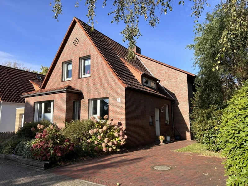  - Haus kaufen in Oldenburg - Starkes Renditeobjekt in Top-Lage von Oldenburg-Haarentor – Ideal für Anleger und Eigennutzer