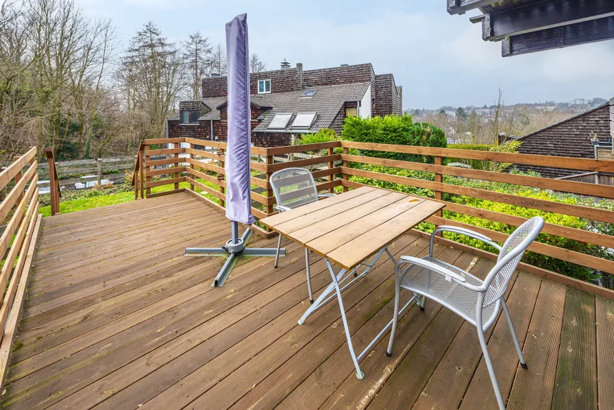 Terrasse mit Aussicht - Haus kaufen in Mettmann - Charmantes Familienhaus in grüner Westlage!