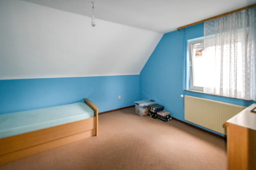 Schlafzimmer DG