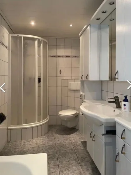 Badezimmer OG 