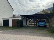 Garage / Carport