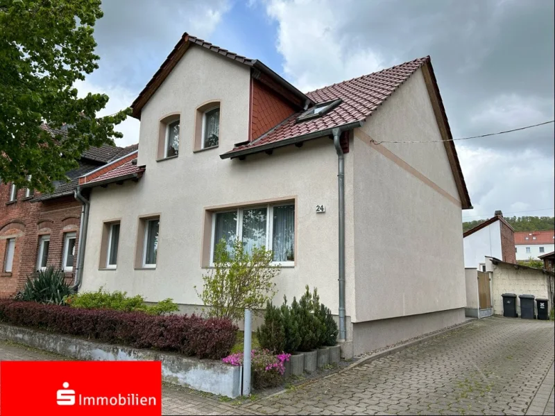 Ansicht - Haus kaufen in Sollstedt - Gepflegte Doppelhaushälfte in Sollstedt