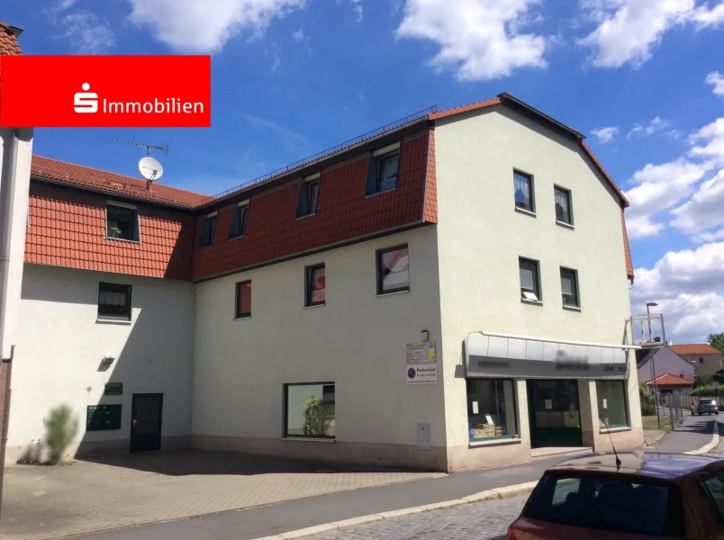 Ansicht (in Fahrtrichtung) - Haus kaufen in Pößneck - Wohn- und Geschäftshaus in gut frequentierter Lage