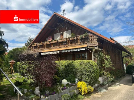 Titel - Haus kaufen in Weira - Naturnahes Wohnen im Holzhaus