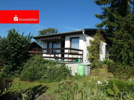 Ansicht  - Haus kaufen in Schleiz - Ruhe und Erholung pur! Freizeitgrundstück mit Bungalow in Schleiz - Nähe Freibad! 