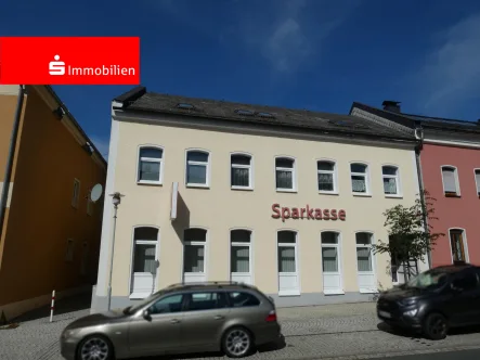 Außenansicht - Wohnung mieten in Saalburg-Ebersdorf -  Helle und freundliche 3-Raum-Wohnung im Zentrum von Saalburg !