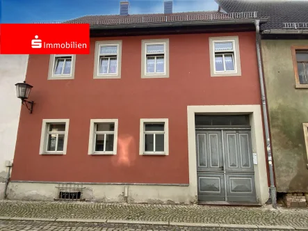 Vorderansicht - Haus kaufen in Saalfeld - Geräumiges Stadthaus mit schönem Garten!