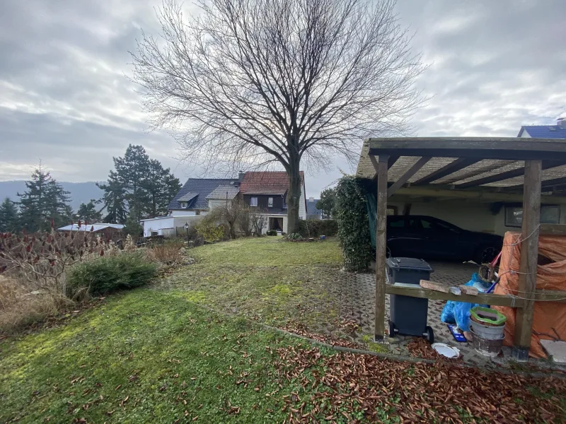 Garten und Carport