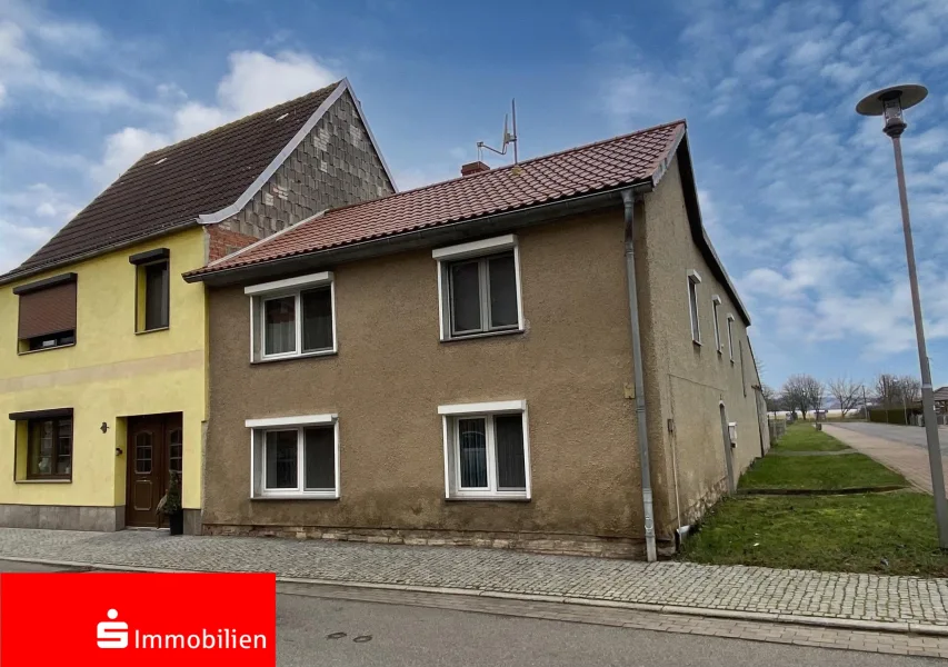 Titelbild - Haus kaufen in An der Schmücke - Gepflegtes Reihenendhaus - mit wenig Aufwand in die eigenen vier Wände