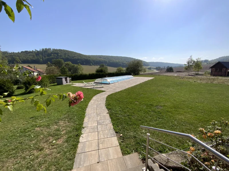 Swimming-Pool und Panorama