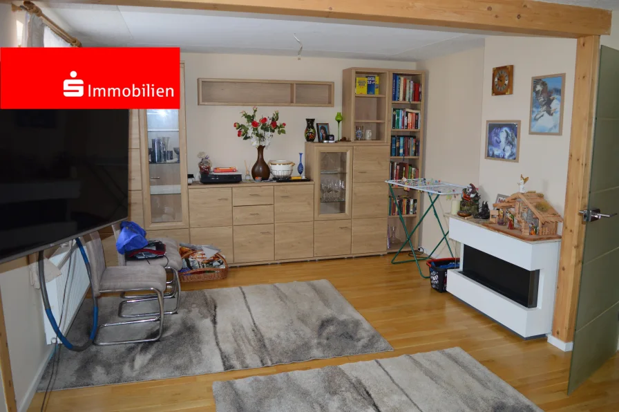 Wohnzimmer - Wohnung mieten in Suhl - Stadtwohnung mit Aussicht!