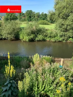 Garten mit eigenem Zugang zum Fluss “Werra“ - Haus kaufen in Breitungen - …Wohnen am Fluss !