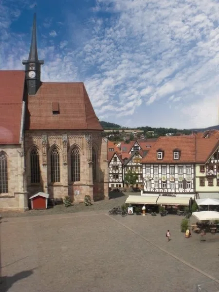 ...Blick auf den Altmarkt & Stadtkirche St. Georg