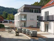 Hausansicht mit Wohnungsmarkierung