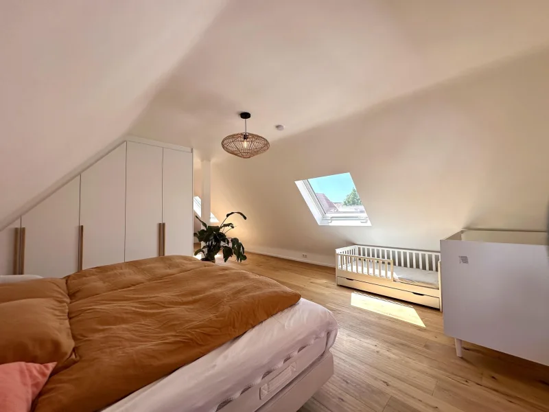 Schlafzimmer Dachgeschoss