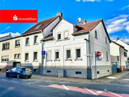 Vorderansicht - Haus kaufen in Heusenstamm - Zwei Häuser! - Zentrale Lage in Heusenstamm