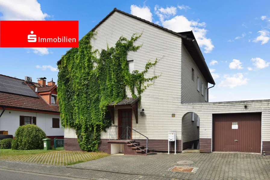 Straßenansicht - Wohnung kaufen in Groß-Umstadt - Souterrainwohnung in Klein-Umstadt