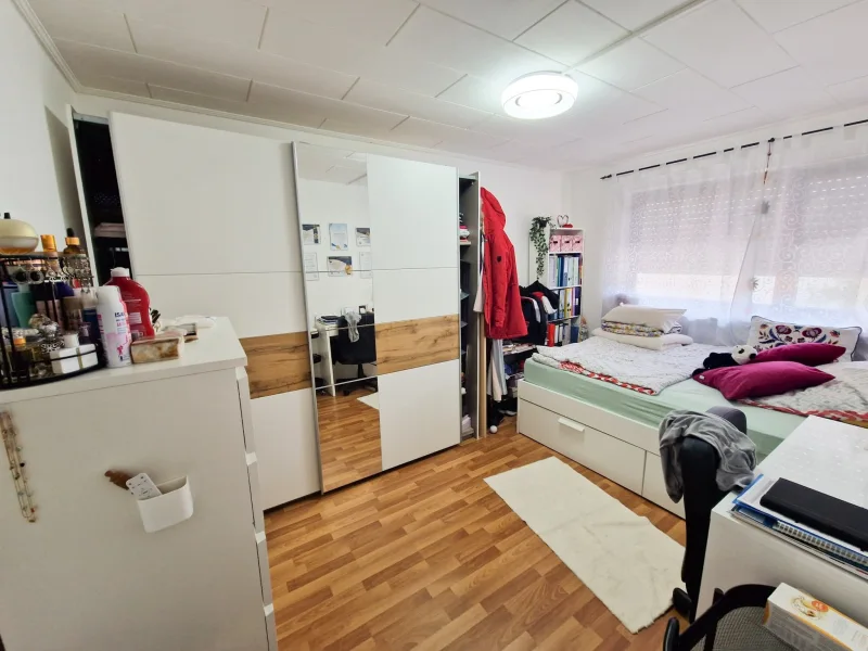 Vermietete Wohnung: Schlafzimmer