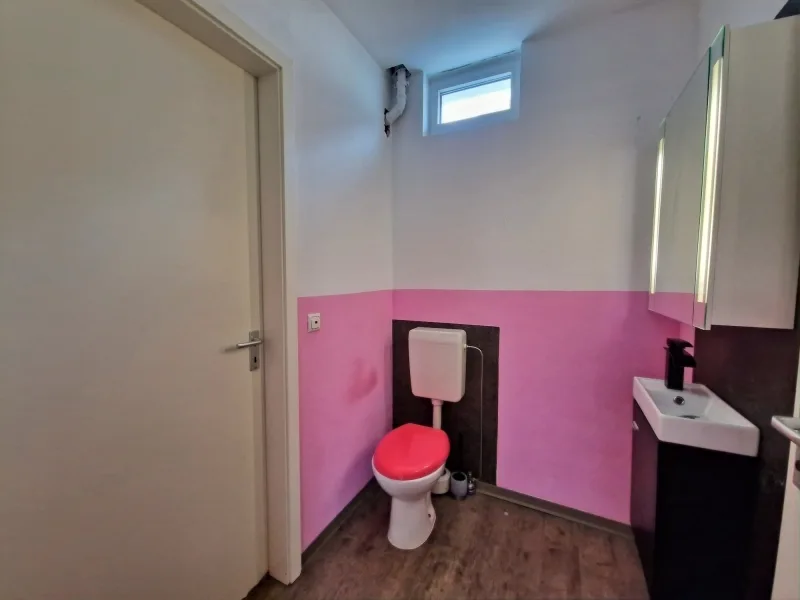 Erdgeschoss: Gäste-WC