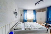 EG:  Schlafzimmer