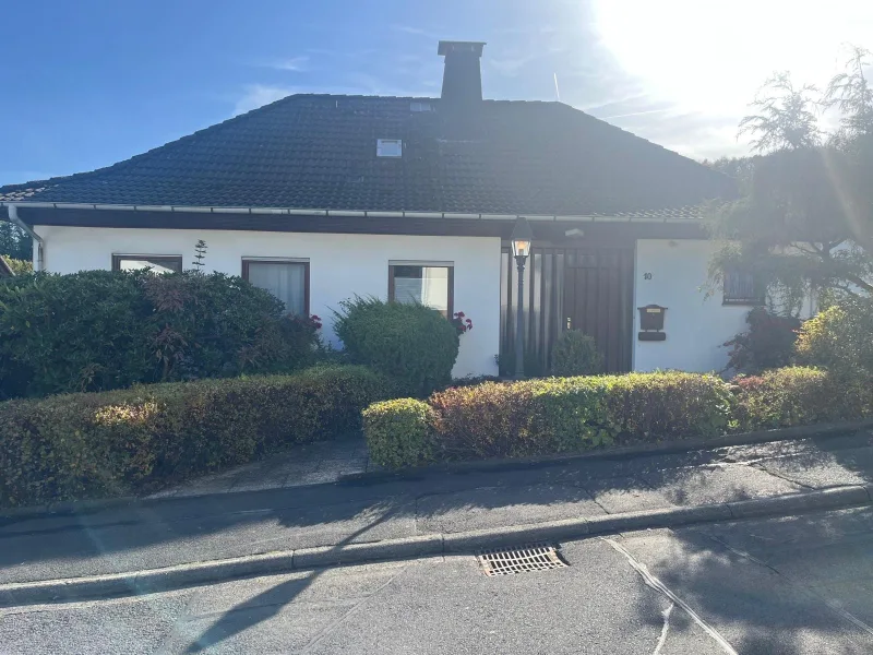  - Haus kaufen in Bad Hersfeld - Markenfertighaus von Nordhaus mit Garage im sonnigen Beiershausen 