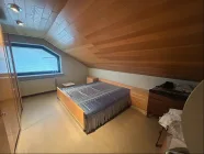 Schlafzimmer DG