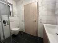 WC mit Dusche OG