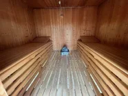 6-Personen-Sauna im Untergeschoss