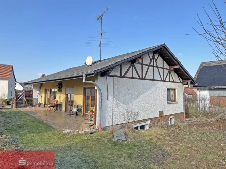 Tolles Einfamilienhaus mit Fachwerkdetails - Haus kaufen in Hosenfeld - Einfamilienhaus mit modernisierter Einliegerwohnung und Potenzial zur Wohnraumerweiterung