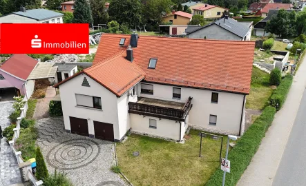 Luftaufnahme - Haus kaufen in Pölzig - Zweifamilienhaus mit Seeblick