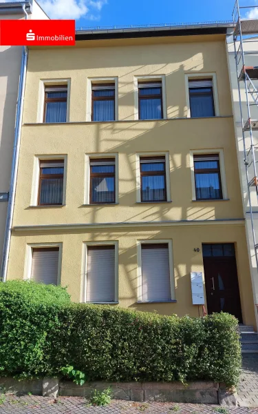 Hausansicht - Zinshaus/Renditeobjekt kaufen in Gera - Kleines Stadthaus mit viel Charme für Kapitalanleger oder Eigennutzer