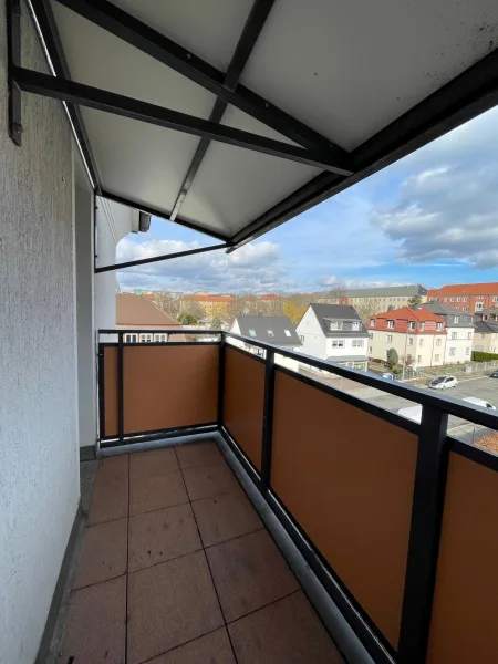 6 - Balkon 1 Rückseite