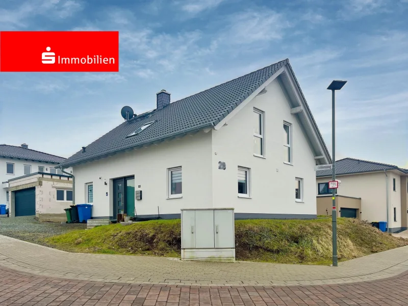 Außenansicht - Haus kaufen in Fernwald - Einfamilienhaus in ruhiger Lage von Annerod