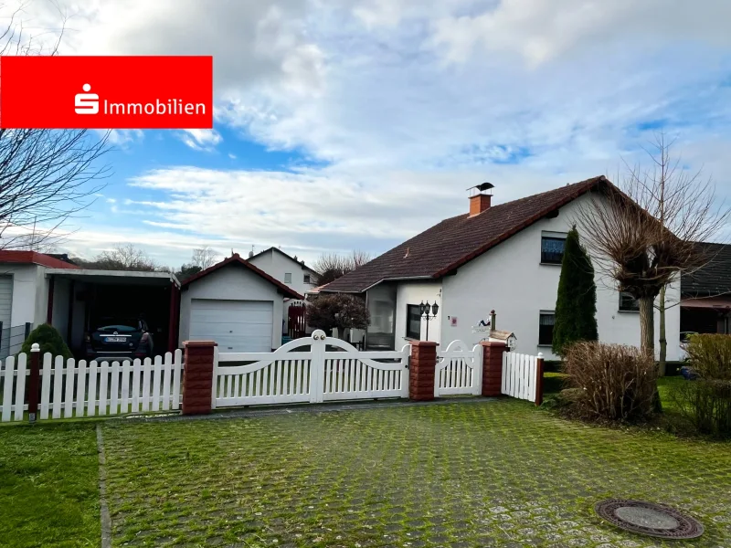 Außenansicht - Haus kaufen in Reiskirchen - Gemütliches Einfamilienhaus in Reiskirchen-Lindenstruth sucht neue Eigentümer 