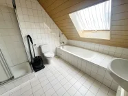 Badezimmer DG Wohnung 2