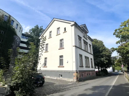 Außenansicht - Haus kaufen in Gießen - Einzigartiges Dreifamilienhaus in Gießener Innenstadt