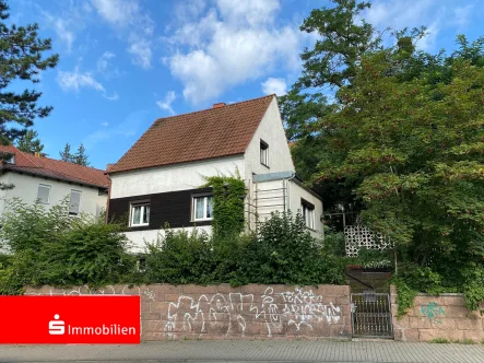 Exposébild - Haus kaufen in Jena - Freistehendes Einfamilienhaus mit Potenzial in verkehrsgünstiger Lage 