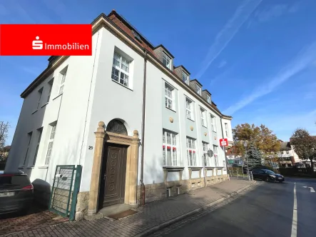 Hausansicht - Wohnung mieten in Kahla - Gemütliche Dachgeschosswohnung in zentraler Lage