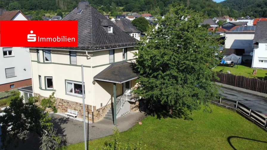  - Haus kaufen in Biedenkopf - Besonderes Einfamilienhaus sucht neuen Eigentümer!