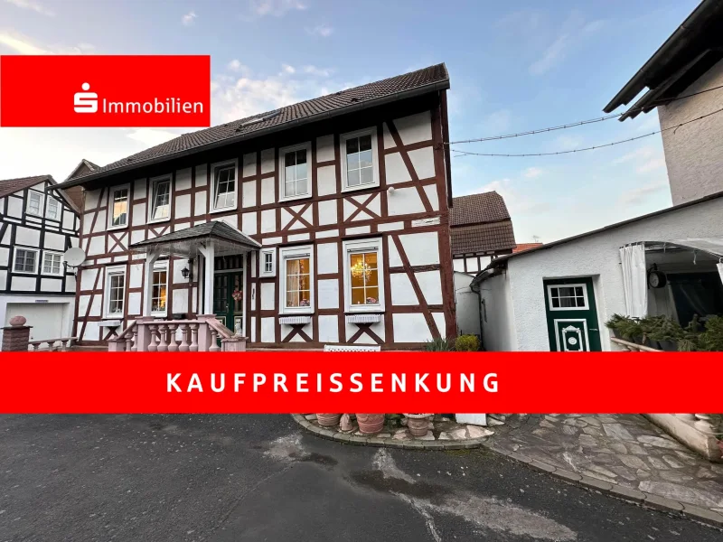  - Haus kaufen in Stadtallendorf - Bauernhaus mit viel Land und Nebengebäuden