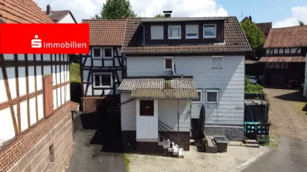  - Haus kaufen in Cölbe - Zwei Einfamilienhäuser im beliebten Cölbe!