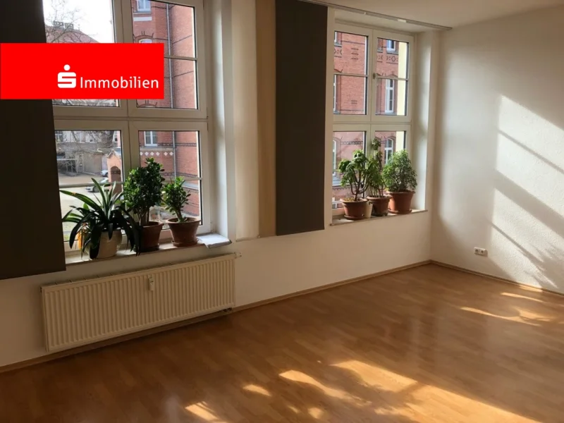 Wohnzimmer - Wohnung kaufen in Erfurt - Etagenwohnung in der Erfurter-Altstadt