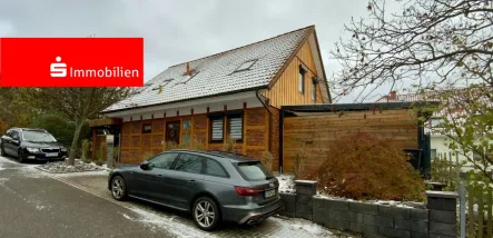 Straßenansicht des Hauses - Haus kaufen in Elleben - Modernes Einfamilienhaus in Riechheim.-Hier leben Sie Ihren Traum vom Eigenheim-