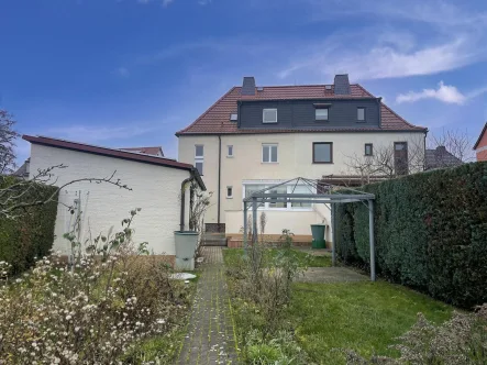 Gartenblick - Haus kaufen in Sömmerda - Vielseitige Doppelhaushälfte in ruhiger Toplage