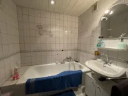 Badezimmer EG