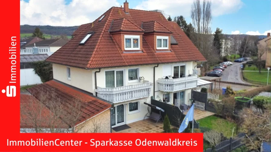 Ansicht Rückseite mit Garten - Haus kaufen in Michelstadt - Zentral in Michelstadt: -2-Familienhaus (Doppelhaus) mit Garten und Garage