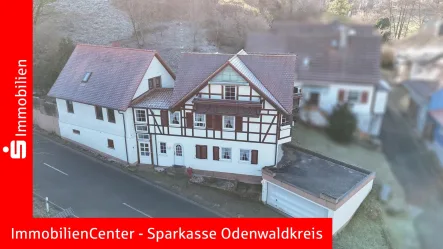 Titelbild - Haus kaufen in Reichelsheim - Ferienhaus oder Dauerwohnsitz - Urgemütliches Häuschen in Randlage von Reichelsheim OT Unter-Ostern