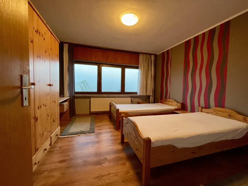 Schlafzimmer UG