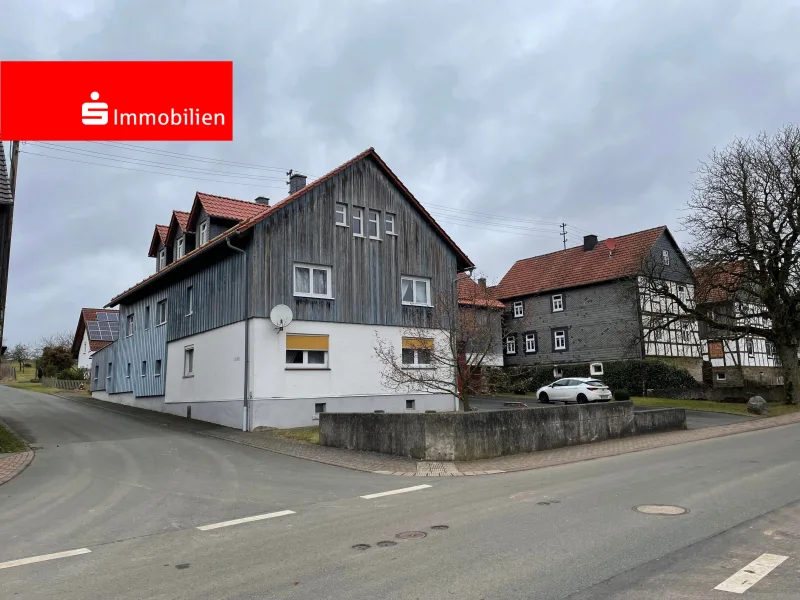 Haus von der Straße - Zinshaus/Renditeobjekt kaufen in Frankenau - Handwerker und Investoren aufgepasst! 