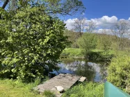 Steg vom Garten an den Mühlgraben mit Zugang zur Eder